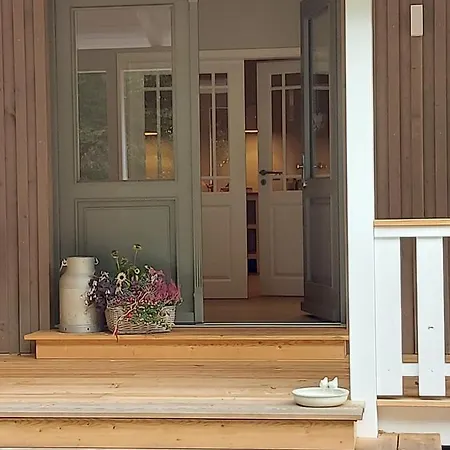 Hof Woelper Raven Bed and Breakfast