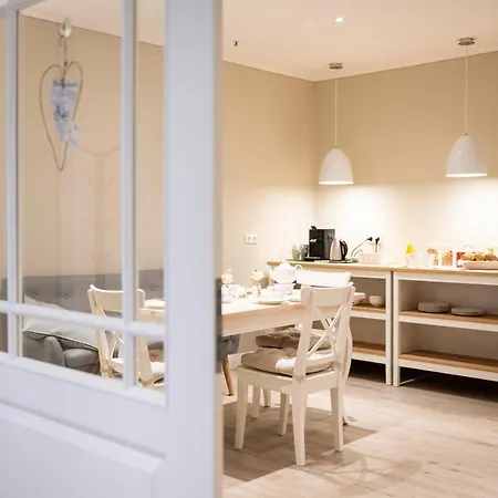 Hof Woelper Raven Soderstorf